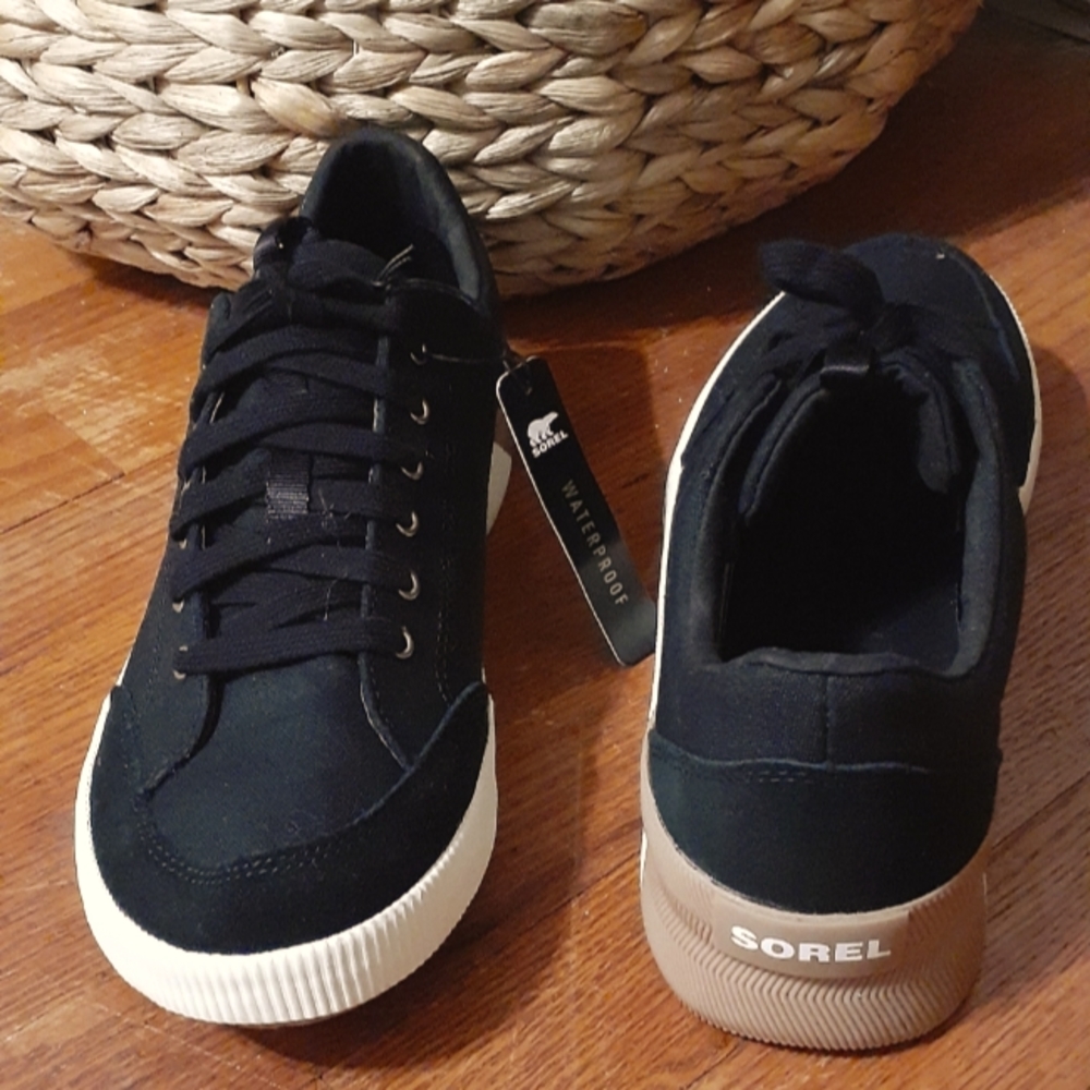 Sorel "Out N About" Classic  Sneakers.NWT👟